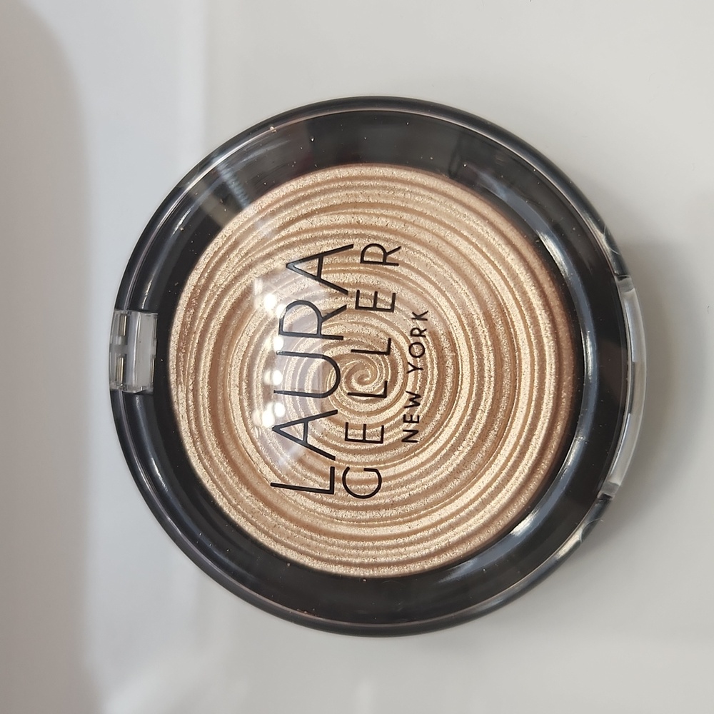 NWOB Laura Geller highlight in Gilded Honey